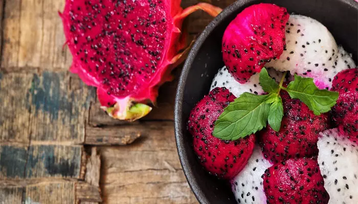 ഒരെണ്ണം കഴിച്ചാൽ മതി വയർ നിറഞ്ഞതായി തോന്നും; വിശപ്പും പമ്പകടക്കും; രാവിലത്തെ ബ്രേക്ഫാസ്റ്റിന് ഡ്രാഗൺ ഫ്രൂട്ട് ഉൾപ്പെടുത്തുന്നതിന്റെ ഗുണങ്ങൾ ഇതാണ്; അറിയാം.. ഒരെണ്ണം കഴിച്ചാൽ മതി വയർ നിറഞ്ഞതായി തോന്നും; വിശപ്പും പമ്പകടക്കും; രാവിലത്തെ ബ്രേക്ഫാസ്റ്റിന് ഡ്രാഗൺ ഫ്രൂട്ട് ഉൾപ്പെടുത്തുന്നതിന്റെ ഗുണങ്ങൾ ഇതാണ്; അറിയാം..