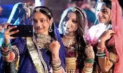 ഇതൊക്കെ വീടിനുള്ളിൽ മതി..; രാജസ്ഥാനിലെ സ്ത്രീകൾക്ക് ക്യാമറയുള്ള ഫോൺ ഉപയോഗിക്കുന്നതിന് വിലക്ക് ഏർപ്പെടുത്തി; ഉത്തരവ് പുറത്തിറക്കി പഞ്ചായത്ത്