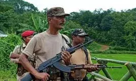 അസമിലെ കര്‍ബി ആംഗ്ലോങ്ങില്‍ വീണ്ടും സംഘര്‍ഷം; കര്‍ബി കൗണ്‍സില്‍ തലവന്റെ വീടിന് തീയിട്ടു; കര്‍ഫ്യൂ ഏര്‍പ്പെടുത്തി