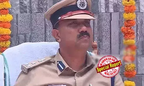 കൊലക്കേസ് പ്രതികള്‍ക്കും മയക്കുമരുന്ന് മാഫിയ തലന്മാര്‍ക്കും പരോള്‍ നല്‍കാന്‍ ഗൂഗിള്‍ പേ വഴി കൈക്കൂലി; പ്രതികളെ വിടാന്‍ റേറ്റ് കാര്‍ഡ്, കൈക്കൂലി വാങ്ങാന്‍ ഏജന്റ്; വിയ്യൂരിലെ മുന്‍ ഉദ്യോഗസ്ഥന്‍ വഴി പണം തട്ടിയത് ലക്ഷങ്ങള്‍; അഴിമതിയുടെ ആഴം കണ്ട് വിജിലന്‍സ് പോലും ഞെട്ടി; ജയില്‍ ഡിഐജി എം കെ വിനോദ് കുമാറിന് സസ്‌പെന്‍ഷന്‍