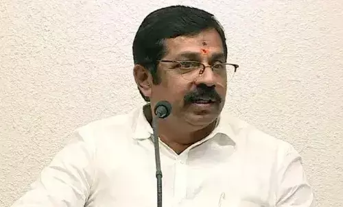 പാലക്കാട് കരോള്‍ നടത്തിയത് മദ്യപിച്ച്; കുട്ടികളെ അധിക്ഷേപിച്ച് ബിജെപി നേതാവ് സി കൃഷ്ണകുമാര്‍; ചോദ്യമുയര്‍ന്നപ്പോള്‍ മലക്കം മറിഞ്ഞു