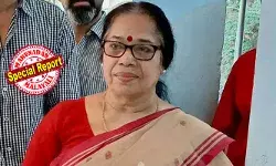 രാവിലെ ഉറക്കമുണര്‍ന്നപ്പോഴാണ് ബാഗ് നഷ്ടമായതായി അറിയുന്നത്; തല ഭാഗത്തായിരുന്നു ബാഗ് വെച്ചത്;  ഉടനെ പരാതി നല്‍കാന്‍ ശ്രമിച്ചു; ചെയിന്‍ വലിച്ചു; ആരും വന്നില്ല; കൊല്‍ക്കത്തയില്‍ നിന്ന് ബിഹാറിലേക്കുള്ള ട്രെയിന്‍ യാത്രയ്ക്കിടയില്‍ പി കെ ശ്രീമതിയുടെ ബാഗ് മോഷണം പോയി; 40,000 രൂപയും ഫോണും ആഭരണങ്ങളും ഉള്‍പ്പെടെ നഷ്ടപ്പെട്ടു