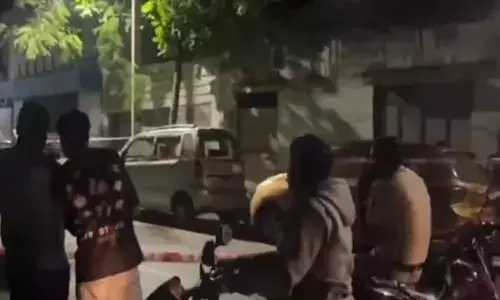 വിവാഹമോചനം ആവശ്യപ്പെട്ട് നോട്ടിസയച്ചതിന് ഭാര്യയെ ഭര്‍ത്താവ് വെടിവെച്ചു കൊന്നു; ബാലമുരുഗന്‍ ഭാര്യയുടെ നേരെ നിറയൊഴിച്ചത് നാലു തവണ