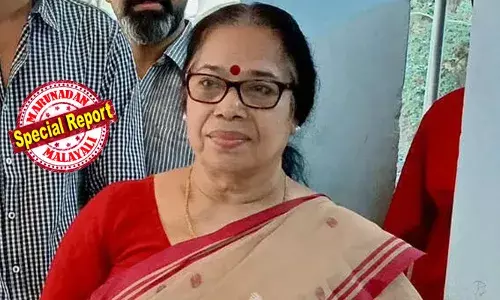 രാവിലെ ഉറക്കമുണര്‍ന്നപ്പോഴാണ് ബാഗ് നഷ്ടമായതായി അറിയുന്നത്; തല ഭാഗത്തായിരുന്നു ബാഗ് വെച്ചത്;  ഉടനെ പരാതി നല്‍കാന്‍ ശ്രമിച്ചു; ചെയിന്‍ വലിച്ചു; ആരും വന്നില്ല; കൊല്‍ക്കത്തയില്‍ നിന്ന് ബിഹാറിലേക്കുള്ള ട്രെയിന്‍ യാത്രയ്ക്കിടയില്‍ പി കെ ശ്രീമതിയുടെ ബാഗ് മോഷണം പോയി; 40,000 രൂപയും ഫോണും ആഭരണങ്ങളും ഉള്‍പ്പെടെ നഷ്ടപ്പെട്ടു