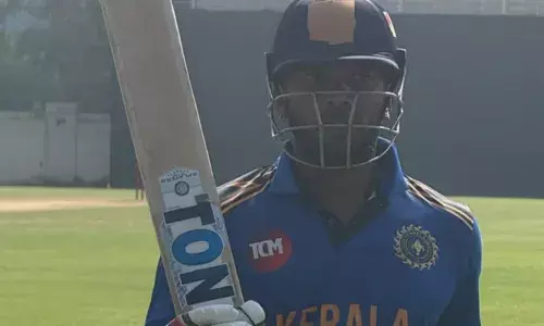 അഹമ്മദബാദില്‍ ക്രിസ്മസ് വെടിക്കെട്ട്; മിന്നും സെഞ്ചുറിയുമായി വിഷ്ണു വിനോദ്; അര്‍ധ സെഞ്ചുറിയുമായി അപരാജിതും രോഹനും;  വിജയ് ഹസാരെ ട്രോഫിയില്‍ കേരളത്തിന് കൂറ്റന്‍ സ്‌കോര്‍; ത്രിപുരയ്ക്ക് 349 റണ്‍സ് വിജയലക്ഷ്യം