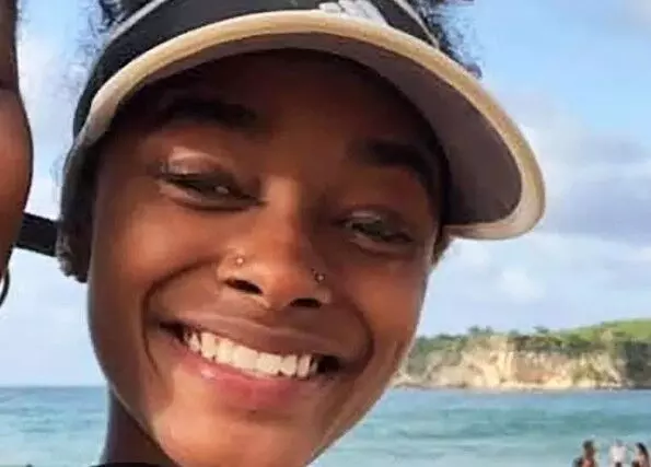 ബ്രോഡ്വേ താരം ഇമാനി ഡിയ സ്മിത്ത് കുത്തേറ്റു മരിച്ചു; കാമുകന് അറസ്റ്റില് ബ്രോഡ്വേ താരം ഇമാനി ഡിയ സ്മിത്ത് കുത്തേറ്റു മരിച്ചു; കാമുകന് അറസ്റ്റില്