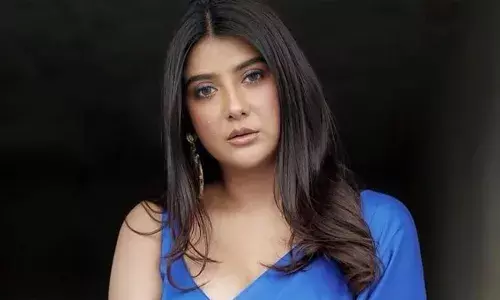 ആളുകൾ തെറ്റ് ചെയ്യുന്നത് സ്വാഭാവികം, അത് തിരുത്തുകയെന്നതാണ് പ്രധാനം; ബി.ജെ.പിയിൽ ചേർന്നത് തെറ്റായ തീരുമാനം; ബംഗാളി നടി പർണോ മിത്ര തൃണമൂൽ കോൺഗ്രസിൽ