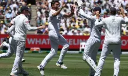 ബോര്‍ഡര്‍ ഗാവസ്‌കര്‍ ട്രോഫിയില്‍ മെല്‍ബണിലെ പിച്ചില്‍ ഇന്ത്യയെ തോല്‍പിക്കാന്‍ ഓസീസ് പൊരുതിയത് അഞ്ചാം ദിനത്തിലെ അവസാന സെഷന്‍ വരെ; ആഷസ് പരമ്പരയില്‍ പിച്ചിലെ പത്ത് മില്ലീമീറ്റര്‍ നീളമുള്ള പുല്ലില്‍ പതിച്ച പന്തുകള്‍ കുതിച്ചത് തീക്കാറ്റായി; രണ്ട് ദിവസത്തിനിടെ വീണത് 36 വിക്കറ്റുകള്‍; ഇംഗ്ലണ്ടിന്റെ ആവേശ വിജയത്തിന് പിന്നാലെ പിച്ചിനെതിരെ മുന്‍താരങ്ങള്‍