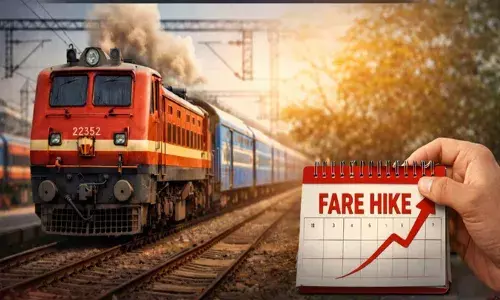 തീവണ്ടി നിരക്ക് വര്‍ധന; എക്‌സ്പ്രസിന് ഏറ്റവും കുറഞ്ഞ നിരക്ക് 30ല്‍ നിന്നും 35 ആയി: സൂപ്പര്‍ ഫാസ്റ്റിന് 50 രൂപ