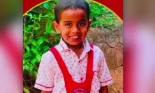 അവസാനമായി കണ്ടത് രാവിലെ 11 മണിയോടെ; പിന്നാലെ യാതൊരു വിവരവുമില്ല; പാലക്കാട് ചിറ്റൂരില്‍ നാല് വയസുകാരനെ കാണാതായി; കുട്ടിക്കായി വ്യാപക തിരച്ചിൽ