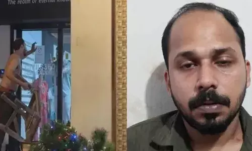 ബാറിൽ നിന്ന് പുറത്തിറങ്ങിപ്പോൾ വിദ്യാർഥികളുമായി വാക്കുതർക്കം; മദ്യലഹരിയിൽ സിവിൽ സർവീസ് കോച്ചിങ് സെന്റർ അടിച്ചുതകർത്ത് 28കാരൻ; പിടിയിലായത് അതിയന്നൂരുകാരൻ ശ്രീരാഗ്