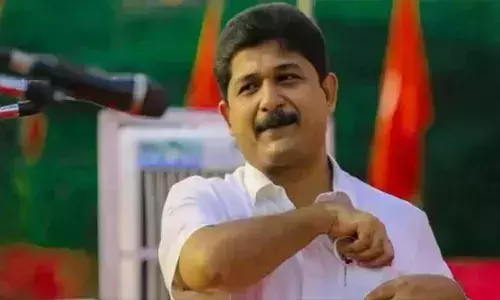 ബിജെപി അധികാരത്തിലെത്താൻ കോൺഗ്രസ് ജയിച്ചാലും മതി; കുമരകത്ത് ഭരണത്തിലെത്തിയത്  കൈപ്പത്തിയിൽ താമരയേന്തി; ലയനങ്ങൾ നടന്നില്ലെങ്കിലേ അത്ഭുതമുള്ളൂവെന്നും എം സ്വരാജ്