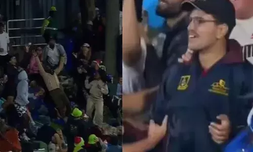 റയാൻ റിക്കിൾടണിന്റെ കൂറ്റൻ സിക്സർ ഗാലറിയിൽ നിന്നും കൈപ്പിടിയിലൊതുക്കി ആരാധകൻ; സമ്മാനം 1 കോടി രൂപ; വൈറലായി വീഡിയോ