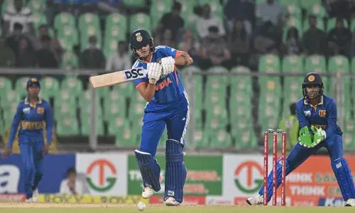 ഓപ്പണിംഗ് കൂട്ടുകെട്ടിൽ അടിച്ചെടുത്തത് 162 റൺസ്; അവസാന ഓവറുകളിൽ വെടിക്കെട്ട് ബാറ്റിങ്ങുമായി റിച്ച ഘോഷ്; കൂറ്റൻ വിജയ ലക്ഷ്യവുമായിറങ്ങിയ ശ്രീലങ്കയ്ക്കായി പൊരുതി ചമരി അട്ടപ്പട്ടു; നാലാം ടി20യിൽ ഇന്ത്യക്ക് 30 റൺസ് ജയം; പരമ്പരയിൽ 4-0ത്തിന് മുന്നിൽ