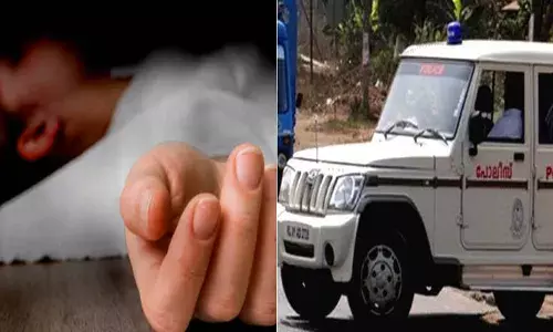 കഴുത്തിൽ തുണി കൊണ്ട് മുറുക്കിയ പാടുകൾ; കഴക്കൂട്ടത്തെ നാലു വയസുകാരന്‍റെ മരണത്തിൽ വൻ ദുരൂഹത; അമ്മയെ കസ്റ്റഡിയിലെടുത്തു; ആ ലോഡ്ജ് മുറിയിൽ സംഭവിച്ചതെന്ത്?