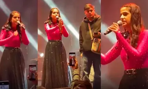 അമ്മാവാ, എനിക്ക് നിങ്ങളുടെ മകളാകാനുള്ള പ്രായമേ ഉള്ളൂ, അതുകൊണ്ട് മാന്യമായി പെരുമാറുക; മുംബൈയില്‍ മ്യൂസിക്ക് ഷോയ്ക്കിടെ അശ്ലീല പ്രദര്‍ശനം നടത്തിയ മധ്യവയസ്‌കന് ചുട്ടമറുപടിയുമായി യുവഗായിക;  പ്രഞ്ജല്‍ ദഹിയയ്ക്ക് സാമൂഹ്യ മാധ്യമങ്ങളില്‍ നിറഞ്ഞ കയ്യടി