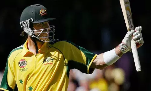 രണ്ട് തവണ ലോകകപ്പ് നേടിയ ടീമിലെ അംഗം; ഓസ്‌ട്രേലിയൻ ക്രിക്കറ്റിന്റെ സുവർണ്ണ കാലഘട്ടത്തിലെ മധ്യനിരയുടെ മിന്നും താരം; ഡാമിയൻ മാർട്ടിന്റെ നില ഗുരുതരം; കോമയിൽ തുടരുന്നു