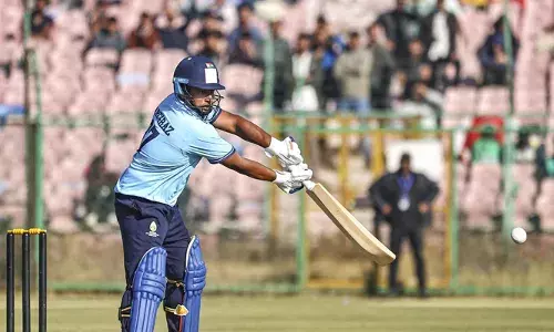 താണ്ഡവമാടി സർഫറാസ് ഖാൻ; അടിച്ചുകൂട്ടിയത് 75 പന്തിൽ നിന്ന് 157 റൺസ്; മുംബൈ ഉയർത്തിയ കൂറ്റൻ വിജയലക്ഷ്യത്തിന് 87 റൺസ് അകലെ വീണ് ഗോവ; അഭിനവ് തേജ്‌റാണയുടെ സെഞ്ചുറി പാഴായി