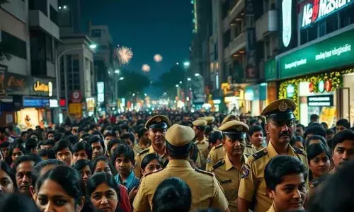 പുതുവർഷം പിറക്കുമ്പോൾ അടിച്ച് ഓഫാകാൻ തന്നെയാണോ പ്ലാൻ?; എങ്കിൽ നിങ്ങളെ വീട്ടിൽ കൊണ്ടുവിടാൻ പോലീസ് ജീപ്പും റെഡി; കുടിച്ച കെട്ടിറങ്ങുംവരെ കാവലായി കൂടെ കാണും