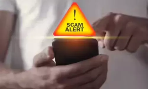 നിങ്ങളുടെ ഫോണിൽ ന്യൂ ഇയർ ഗിഫ്റ്റ് എന്ന പേരിൽ വല്ലതും വന്നാൽ ഒന്ന് സൂക്ഷിക്കണം; സ്ക്രാച്ച് ചെയ്താൽ തീർന്നു; മുന്നറിയിപ്പുമായി പോലീസ്