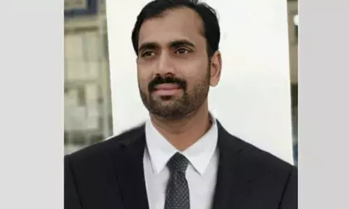 താമസസ്ഥലത്ത് വച്ച് ഹൃദയാഘാതം; ആശുപത്രിയിൽ എത്തിച്ചെങ്കിലും ജീവൻ രക്ഷിക്കാനായില്ല; റിയാദിൽ മരിച്ച മലയാളിയുടെ മൃതദേഹം ഖബറടക്കി; വേദനയോടെ കുടുംബം താമസസ്ഥലത്ത് വച്ച് ഹൃദയാഘാതം; ആശുപത്രിയിൽ എത്തിച്ചെങ്കിലും ജീവൻ രക്ഷിക്കാനായില്ല; റിയാദിൽ മരിച്ച മലയാളിയുടെ മൃതദേഹം ഖബറടക്കി; വേദനയോടെ കുടുംബം