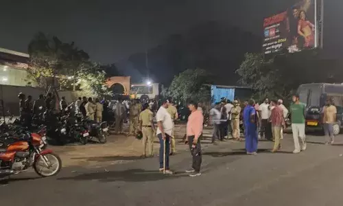 ബെല്ലാരിയില്‍ കോണ്‍ഗ്രസ്-ബിജെപി പ്രവര്‍ത്തകര്‍ തമ്മില്‍ സംഘര്‍ഷം; കോണ്‍ഗ്രസ് പ്രവര്‍ത്തകന്‍ കൊല്ലപ്പെട്ടു