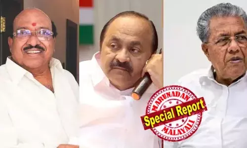 തനിക്കു പറയാന്‍ പറ്റാത്തത് മറ്റുള്ളവരെക്കൊണ്ട് പറയിപ്പിക്കുന്നു; മുഖ്യമന്ത്രിയുടെ കാറില്‍ കയറി നടക്കുന്നയാളുകളാണ് വര്‍ഗീയ പ്രചാരണം നടത്തുന്നത്;  തെരഞ്ഞെടുപ്പ് വരെ എല്ലാ ആഴ്ചയും ഇങ്ങനെയുള്ള ആളുകള്‍ വാര്‍ത്താസമ്മേളനം നടത്തണമെന്നാണ് അഭ്യര്‍ത്ഥിക്കാനുള്ളത്; വെള്ളാപ്പള്ളി വിഷയത്തില്‍ വി ഡി സതീശന്‍