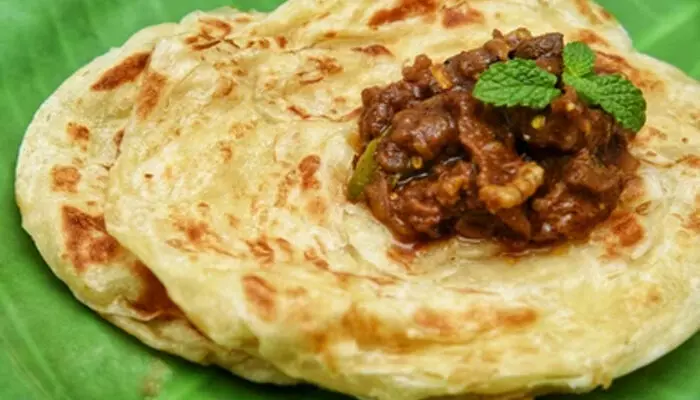 പുതുവർഷം പിറന്ന സന്തോഷത്തിൽ പൊറോട്ടയും ഇറച്ചിയും കഴിച്ചു; പിന്നാലെ സഹിക്കാൻ കഴിയാത്ത ഛർദ്ദിയും വയറിളക്കവും; നിരവധി പേരെ ആശുപത്രിയിൽ പ്രവേശിപ്പിച്ചു പുതുവർഷം പിറന്ന സന്തോഷത്തിൽ പൊറോട്ടയും ഇറച്ചിയും കഴിച്ചു; പിന്നാലെ സഹിക്കാൻ കഴിയാത്ത ഛർദ്ദിയും വയറിളക്കവും; നിരവധി പേരെ ആശുപത്രിയിൽ പ്രവേശിപ്പിച്ചു