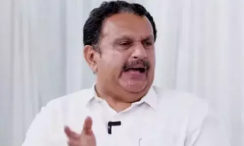 തിരുവനന്തപുരത്ത് സിപിഎം-ബിജെപി കൂട്ടുകച്ചവടം; വെള്ളാപ്പള്ളിയെ തിരുത്താന്‍ മുഖ്യമന്ത്രി തയ്യാറാകണമെന്ന് കെ മുരളീധരന്‍