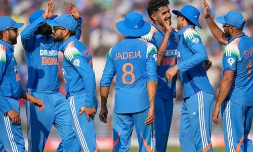 പുതുവര്‍ഷത്തില്‍ പ്രതീക്ഷയോടെ രോഹിത്തും കോലിയും;  ശ്രേയസ് അയ്യര്‍ തിരിച്ചെത്തി; ഓപ്പണര്‍ സ്ഥാനത്തേക്ക് യശസ്വി ജയ്സ്വാളും; പുറത്താകാതെ ഋഷഭ് പന്ത്; ഇഷാന്‍ കിഷന്‍ കാത്തിരിക്കണം;  ന്യൂസിലന്‍ഡിനെതിരായ ഏകദിന പരമ്പരയ്ക്കുള്ള ഇന്ത്യന്‍ ടീം പ്രഖ്യാപിച്ചു