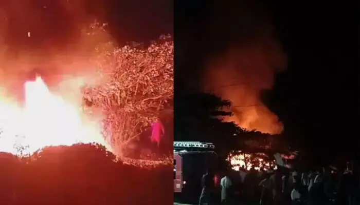 ചെല്ലാനം ഹാര്ബറില് വന് തീപ്പിടിത്തം; ആളപായമില്ല; വള്ളങ്ങളും കടകളും കത്തിനശിച്ചു ചെല്ലാനം ഹാര്ബറില് വന് തീപ്പിടിത്തം; ആളപായമില്ല; വള്ളങ്ങളും കടകളും കത്തിനശിച്ചു