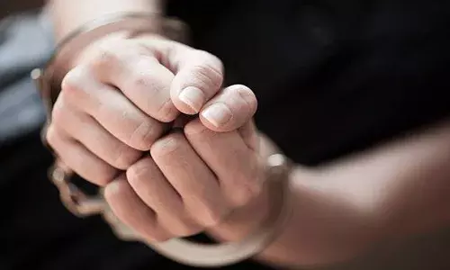 മദ്യപാനത്തിനിടെ തര്‍ക്കം; ദക്ഷിണ കൊറിയക്കാരനായ പങ്കാളിയെ കൊലപ്പെടുത്തി മണിപ്പൂരി യുവതി: ഗ്രേറ്റര്‍ നോയിഡയില്‍ നടന്ന കൊലപാതകത്തില്‍ യുവതി അറസ്റ്റില്‍