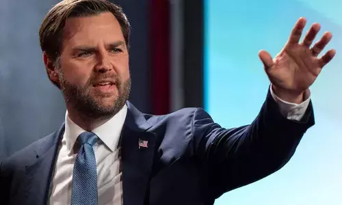 യുഎസ് വൈസ് പ്രസിഡന്റ് ജെ.ഡി. വാന്‍സിന്റെ വീടിന് നേരെ വെടിവെപ്പ്; നിരവധി ജനാലകള്‍ തകര്‍ന്നു: അക്രമിയെന്ന് സംശയിക്കുന്ന ഒരാള്‍ കസ്റ്റഡിയില്‍