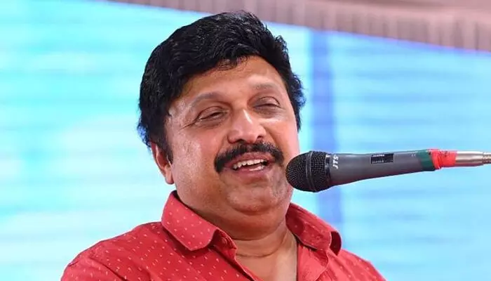 പത്തനാപുരത്തുകാര്ക്ക് ഞാനില്ലാതെ പറ്റില്ല, എനിക്ക് അവരില്ലാതെയും; അവിടെ അല്ലാതെ വേറെ എവിടെ പോവാനാണ്; നിയമസഭാ തിരഞ്ഞെടുപ്പില് മത്സരിക്കും; വന് ഭൂരിപക്ഷത്തില് ജയിക്കുമെന്നും മന്ത്രി കെ ബി ഗണേഷ് കുമാര് പത്തനാപുരത്തുകാര്ക്ക് ഞാനില്ലാതെ പറ്റില്ല, എനിക്ക് അവരില്ലാതെയും; അവിടെ അല്ലാതെ വേറെ എവിടെ പോവാനാണ്; നിയമസഭാ തിരഞ്ഞെടുപ്പില് മത്സരിക്കും; വന് ഭൂരിപക്ഷത്തില് ജയിക്കുമെന്നും മന്ത്രി കെ ബി ഗണേഷ് കുമാര്