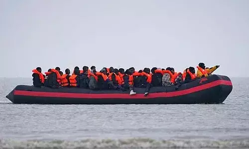 കുടിയേറ്റക്കാരെ മുഴുവന്‍ കപ്പലില്‍ കയറ്റി നാട് കടത്താന്‍ നിര്‍ദേശിച്ചു; സാല്‍വേഷന്‍ ആര്‍മിക്കാരന് പണി തെറിച്ചു