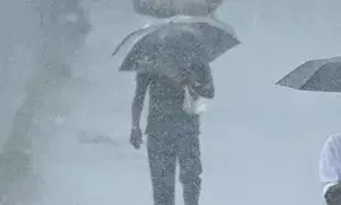 കേരളത്തില്‍ വെള്ളിയാഴ്ച മുതല്‍ മഴ പെയ്യും; രണ്ട് ജില്ലകളില്‍ യെല്ലോ അലര്‍ട്ട്; കടല്‍ പ്രക്ഷുബ്ധമാകാന്‍ സാധ്യത