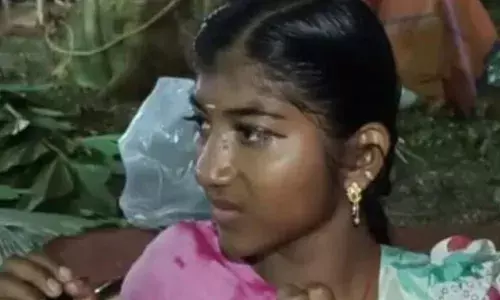 ഉത്സവത്തിരക്കിനിടെ കുഞ്ഞിന്റെ മാല പൊട്ടിച്ച് യുവതി; ബഹളം കേട്ട് ആളുകൾ ഓടിക്കൂടിയപ്പോൾ മാല വലിച്ചെറിഞ്ഞ് രക്ഷപ്പെടാൻ ശ്രമം; തമിഴ്നാട് സ്വദേശിനിയെ പിടികൂടി നാട്ടുകാർ