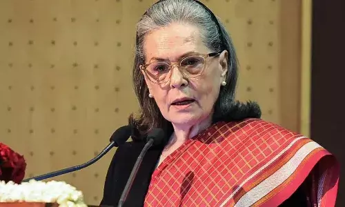 സോണിയാ ഗാന്ധിയെ ആശുപത്രിയില്‍ പ്രവേശിപ്പിച്ചു; ഗുരുതര ആരോഗ്യ പ്രശ്‌നങ്ങളൊന്നുമില്ല; പതിവ് ചികില്‍സയുടെ ഭാഗമെന്ന് ആശുപത്രി