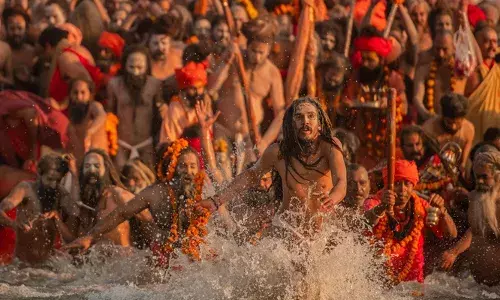 മതപരമായ സ്ഥലങ്ങളിലെ പവിത്രത നിലനിർത്തണം; കുംഭമേള നടക്കുന്ന പ്രദേശങ്ങളിൽ അഹിന്ദുക്കളുടെ പ്രവേശനം തടയണമെന്ന് ശ്രീ ഗംഗ സഭാ; നടപടി സ്വീകരിക്കുമെന്ന് ഉത്തരാഖണ്ഡ് മുഖ്യമന്ത്രി