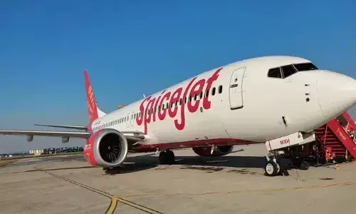 ദുബായിലോട്ട് പറക്കാൻ ആഗ്രഹമില്ലാതെ വിമാനം; കരിപ്പൂരിൽ സഹികെട്ട് വലഞ്ഞ് ബഹളം വച്ച് യാത്രക്കാർ; വിമാനത്താവളത്തിൽ 180 പേർ കുടുങ്ങി