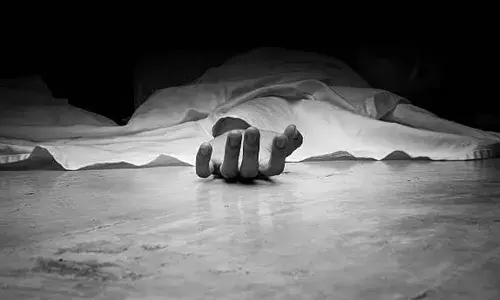 ആരുമായി ബന്ധമില്ലാതെ ഒറ്റയ്ക്ക് താമസം; രണ്ടുദിവസമായി കാണാത്തതിനെ തുടർന്ന് പരിശോധന; പാലക്കാട് കത്തിക്കരിഞ്ഞ നിലയിൽ വയോധികയുടെ മൃതദേഹം