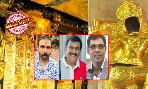 ശബരിമലയില്‍ പദ്ധതിയിട്ടത് വന്‍ കവര്‍ച്ചയ്ക്ക്; ശ്രീകോവിലിലെ അവശേഷിക്കുന്ന സ്വര്‍ണം കൂടി തട്ടിയെടുക്കാന്‍ പ്രതികള്‍ പദ്ധതിയിട്ടു; ബെംഗളൂരുവില്‍ രഹസ്യയോഗം ചേര്‍ന്ന് പോറ്റിയും ഗോവര്‍ദ്ധനും പങ്കജ് ഭണ്ഡാരിയും; ദ്വാരപാലക ശില്പങ്ങളിലെ സ്വര്‍ണ്ണം കടത്തിയത് സംഘടിത നീക്കത്തിലൂടെ; ഫോണ്‍ ടവര്‍ ലൊക്കേഷന്‍ പ്രതികളെ ചതിച്ചു; ഞെട്ടിക്കുന്ന വിവരങ്ങളുമായി എസ്ഐടി റിപ്പോര്‍ട്ട് ഹൈക്കോടതിയില്‍