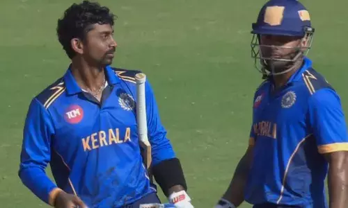 പോണ്ടിച്ചേരിക്ക് എതിരെ 84 പന്തില്‍ പുറത്താകാതെ 162 റണ്‍സ്;   വിജയ് ഹസാരെ ട്രോഫിയില്‍ കേരളത്തിന് വീണ്ടും മിന്നും ജയം സമ്മാനിച്ച് വിഷ്ണു വിനോദ്; ത്രിപുരയ്ക്ക് എതിരെയും സെഞ്ചുറി; ആറ് മത്സരങ്ങളില്‍ നിന്നും 387 റണ്‍സ്;  ഏത് ബാറ്റിങ് പൊസിഷനിലും തിളങ്ങുന്ന വിക്കറ്റ് കീപ്പര്‍ ബാറ്റര്‍; ഐപിഎല്ലില്‍ പഞ്ചാബ് നിരയില്‍ ഇടം ഉറപ്പിക്കാന്‍ മലയാളി താരം