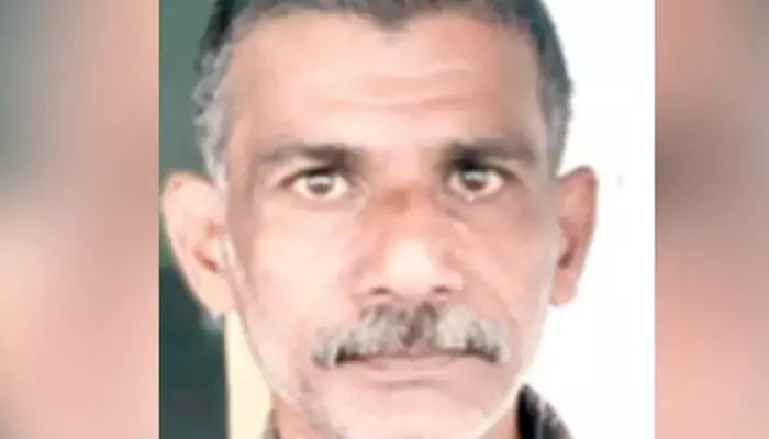 പെൺകുട്ടി വീട്ടിൽ തനിച്ചായ സമയം നോക്കിയെത്തി; പിന്നാലെ അതിക്രമിച്ച് കയറി പീഡനം; കേസിൽ പ്രതിക്ക് കടുത്ത ശിക്ഷ വിധിച്ച് കോടതി; ഇനി ജീവപര്യന്തം അഴിയെണ്ണണം പെൺകുട്ടി വീട്ടിൽ തനിച്ചായ സമയം നോക്കിയെത്തി; പിന്നാലെ അതിക്രമിച്ച് കയറി പീഡനം; കേസിൽ പ്രതിക്ക് കടുത്ത ശിക്ഷ വിധിച്ച് കോടതി; ഇനി ജീവപര്യന്തം അഴിയെണ്ണണം