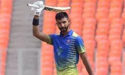 വിജയ് ഹസാരെ ട്രോഫിയില് തുടര്ച്ചെ സെഞ്ച്വറികള്, എന്നിട്ടും ദേശീയ ടീമില് സ്ഥാനമില്ല; സെലക്ഷന് പ്രതീക്ഷിച്ചെങ്കിലും നിരാശനല്ലെന്ന് മലയാളി താരം വിജയ് ഹസാരെ ട്രോഫിയില് തുടര്ച്ചെ സെഞ്ച്വറികള്, എന്നിട്ടും ദേശീയ ടീമില് സ്ഥാനമില്ല; സെലക്ഷന് പ്രതീക്ഷിച്ചെങ്കിലും നിരാശനല്ലെന്ന് മലയാളി താരം