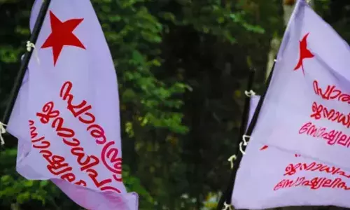 സാമ്പത്തിക ക്രമക്കേട് ഉള്‍പ്പെടെയുള്ള പരാതികള്‍; യൂണിവേഴ്‌സിറ്റി കോളേജിലെ എസ്എഫ്‌ഐ യൂണിറ്റ് കമ്മിറ്റി പിരിച്ചുവിട്ടു; താത്കാലിക കമ്മിറ്റി രൂപീകരിച്ചു