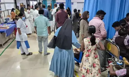 സ്‌കൂളിലെ ഉച്ചഭക്ഷണത്തില്‍നിന്ന് ഭക്ഷ്യവിഷബാധ; കോട്ടയത്ത് നിരവധി കുട്ടികളെ ആശുപത്രിയില്‍ പ്രവേശിപ്പിച്ചു