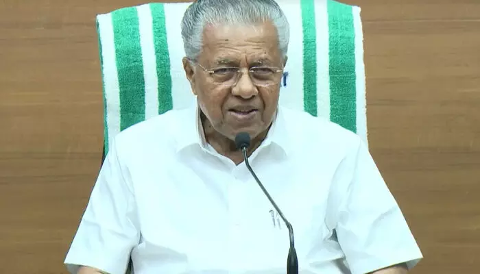 വെനസ്വേലയില് അമേരിക്ക നടത്തിയ കടന്നുകയറ്റം ഭരണകൂട അട്ടിമറിയും നികൃഷ്ടമായ അധിനിവേശവുമെന്ന് മുഖ്യമന്ത്രി; കേന്ദ്രത്തിന്റെ മൗനത്തിനും വിമര്ശനം വെനസ്വേലയില് അമേരിക്ക നടത്തിയ കടന്നുകയറ്റം ഭരണകൂട അട്ടിമറിയും നികൃഷ്ടമായ അധിനിവേശവുമെന്ന് മുഖ്യമന്ത്രി; കേന്ദ്രത്തിന്റെ മൗനത്തിനും വിമര്ശനം