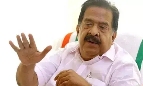 ശബരിമലയില് നഷ്ടപ്പെട്ട സ്വര്ണ്ണം എവിടെപ്പോയി; പ്രത്യേക അന്വേഷണ സംഘത്തെ മുഖ്യമന്ത്രിയുടെ ഓഫീസ് സ്വാധീനിക്കുന്നു; പ്രതിപക്ഷ നേതാവ് സഭാ നേതാക്കളെ കണ്ടതില് ഒരു തെറ്റുമില്ലെന്നും ചെന്നിത്തല ശബരിമലയില് നഷ്ടപ്പെട്ട സ്വര്ണ്ണം എവിടെപ്പോയി; പ്രത്യേക അന്വേഷണ സംഘത്തെ മുഖ്യമന്ത്രിയുടെ ഓഫീസ് സ്വാധീനിക്കുന്നു; പ്രതിപക്ഷ നേതാവ് സഭാ നേതാക്കളെ കണ്ടതില് ഒരു തെറ്റുമില്ലെന്നും ചെന്നിത്തല