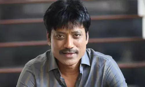 കാൽ വഴുതി സ്റ്റീൽ കമ്പിയിലേക്ക് വീണു; രണ്ട് കാലിലും ആഴത്തിൽ മുറിവ്; ആക്ഷൻ രംഗം ചിത്രീകരിക്കുന്നതിനിടെ എസ് ജെ സൂര്യയ്ക്ക് പരിക്ക് കാൽ വഴുതി സ്റ്റീൽ കമ്പിയിലേക്ക് വീണു; രണ്ട് കാലിലും ആഴത്തിൽ മുറിവ്; ആക്ഷൻ രംഗം ചിത്രീകരിക്കുന്നതിനിടെ എസ് ജെ സൂര്യയ്ക്ക് പരിക്ക്